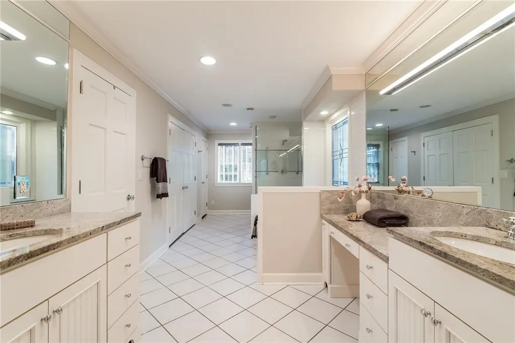7940 Innsbruck Drive, Sandy Springs, Georgia 30350, 4 Bedrooms Bedrooms, ,3 BathroomsBathrooms,Residential,Sold,7940 Innsbruck Drive,6069871