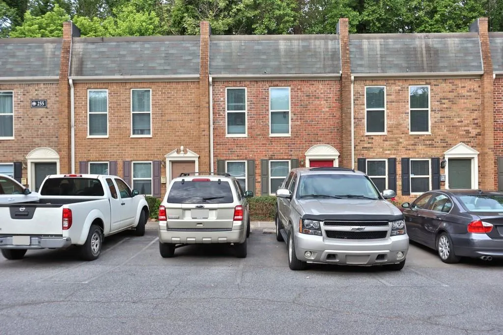 255 Winding River Drive Ne Unit C, Atlanta, Georgia 30350, 2 Bedrooms Bedrooms, ,1 BathroomBathrooms,Residential,Sold,255 Winding River Drive Ne Unit C,6722660