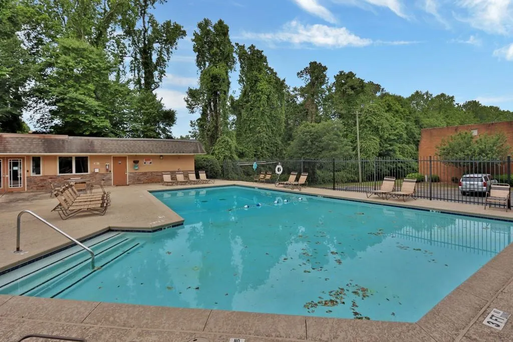 255 Winding River Drive Ne Unit C, Atlanta, Georgia 30350, 2 Bedrooms Bedrooms, ,1 BathroomBathrooms,Residential,Sold,255 Winding River Drive Ne Unit C,6722660