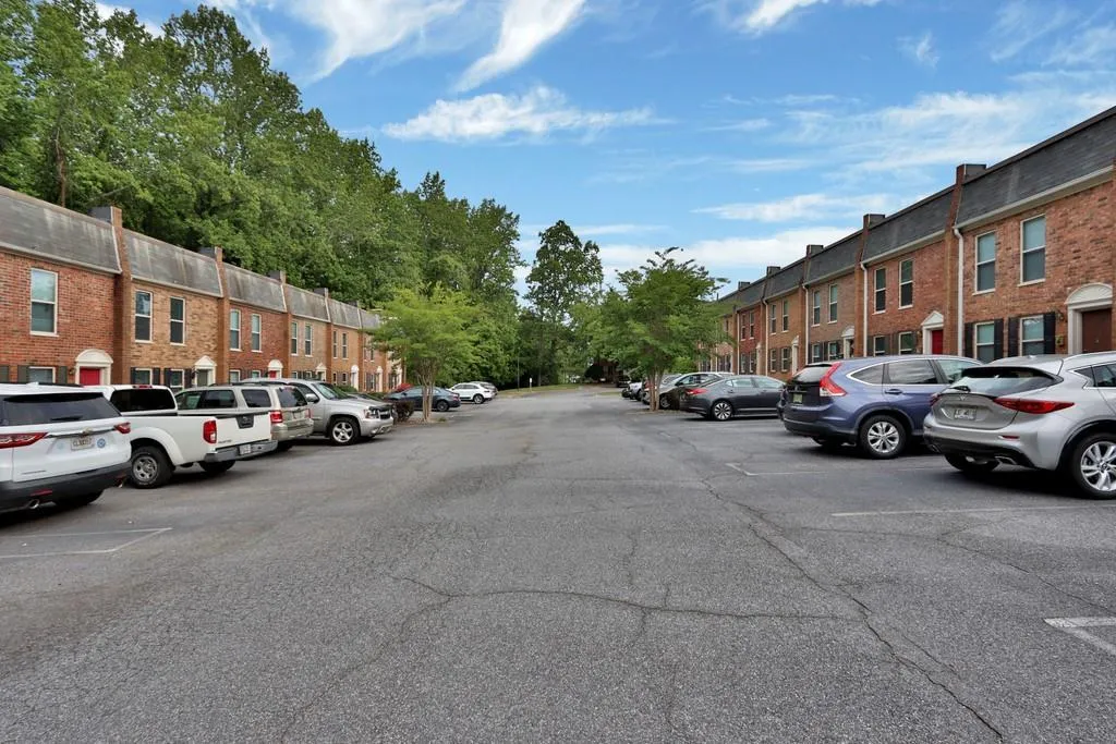 255 Winding River Drive Ne Unit C, Atlanta, Georgia 30350, 2 Bedrooms Bedrooms, ,1 BathroomBathrooms,Residential,Sold,255 Winding River Drive Ne Unit C,6722660
