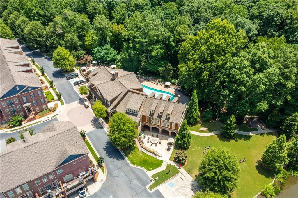 205 Riversgate Drive, Atlanta, Georgia 30339, 3 Bedrooms Bedrooms, ,3 BathroomsBathrooms,Residential,Sold,205 Riversgate Drive,7160068