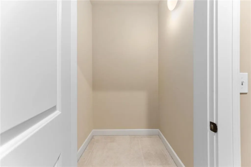 205 Riversgate Drive, Atlanta, Georgia 30339, 3 Bedrooms Bedrooms, ,3 BathroomsBathrooms,Residential,Sold,205 Riversgate Drive,7160068