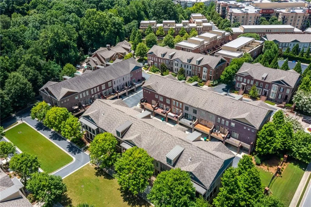 205 Riversgate Drive, Atlanta, Georgia 30339, 3 Bedrooms Bedrooms, ,3 BathroomsBathrooms,Residential,Sold,205 Riversgate Drive,7160068