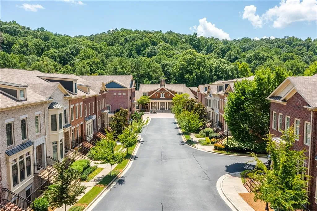 205 Riversgate Drive, Atlanta, Georgia 30339, 3 Bedrooms Bedrooms, ,3 BathroomsBathrooms,Residential,Sold,205 Riversgate Drive,7160068