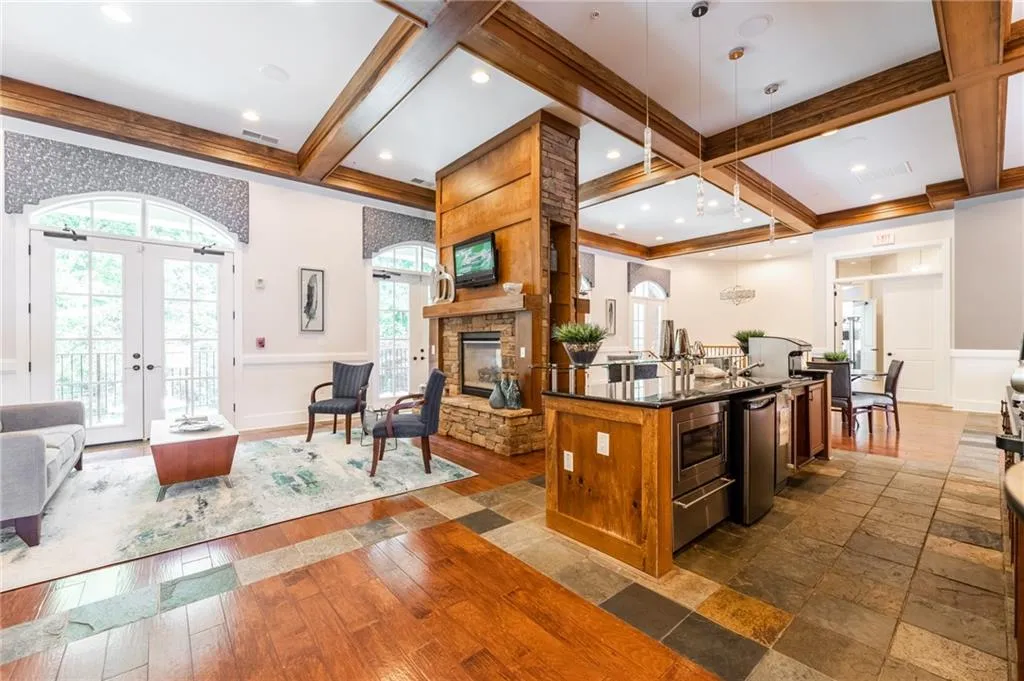 205 Riversgate Drive, Atlanta, Georgia 30339, 3 Bedrooms Bedrooms, ,3 BathroomsBathrooms,Residential,Sold,205 Riversgate Drive,7160068