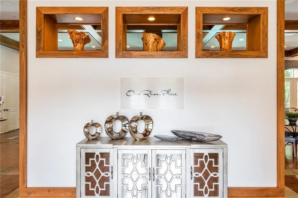 205 Riversgate Drive, Atlanta, Georgia 30339, 3 Bedrooms Bedrooms, ,3 BathroomsBathrooms,Residential,Sold,205 Riversgate Drive,7160068