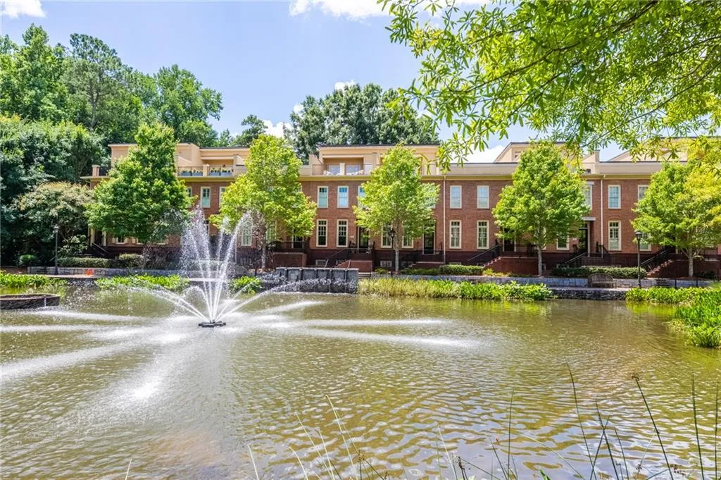 205 Riversgate Drive, Atlanta, Georgia 30339, 3 Bedrooms Bedrooms, ,3 BathroomsBathrooms,Residential,Sold,205 Riversgate Drive,7160068