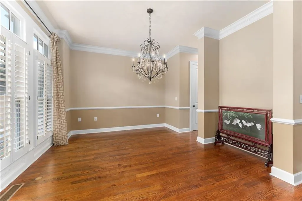 205 Riversgate Drive, Atlanta, Georgia 30339, 3 Bedrooms Bedrooms, ,3 BathroomsBathrooms,Residential,Sold,205 Riversgate Drive,7160068