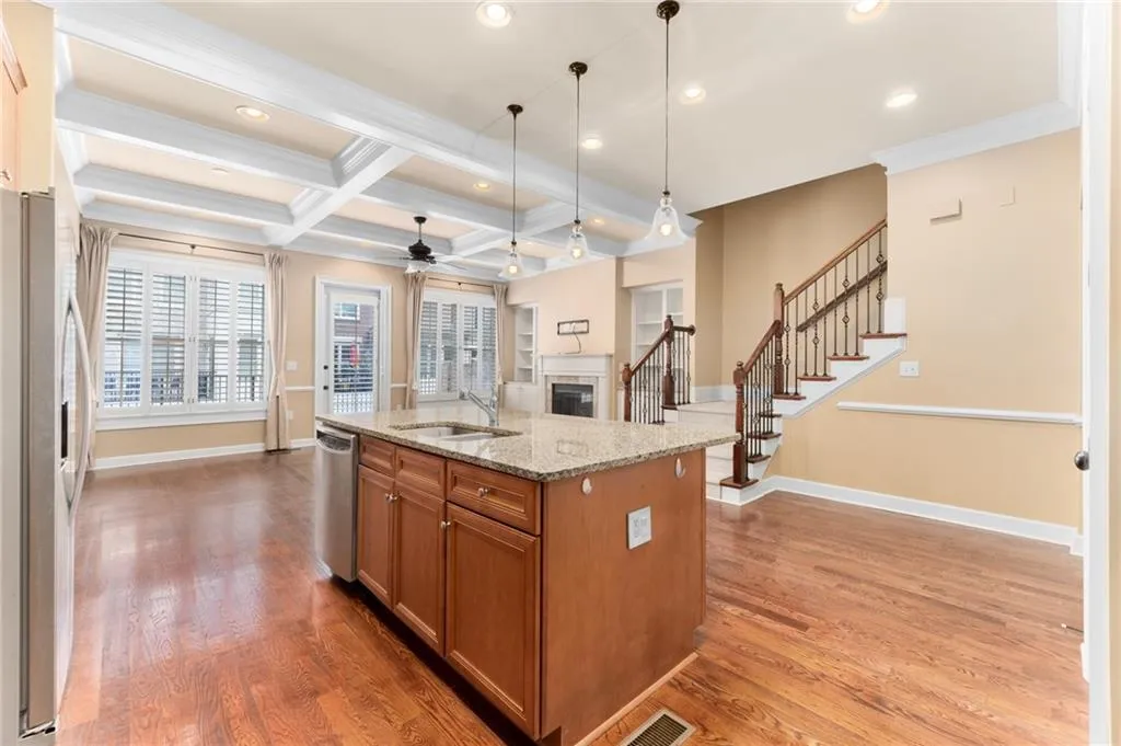 205 Riversgate Drive, Atlanta, Georgia 30339, 3 Bedrooms Bedrooms, ,3 BathroomsBathrooms,Residential,Sold,205 Riversgate Drive,7160068