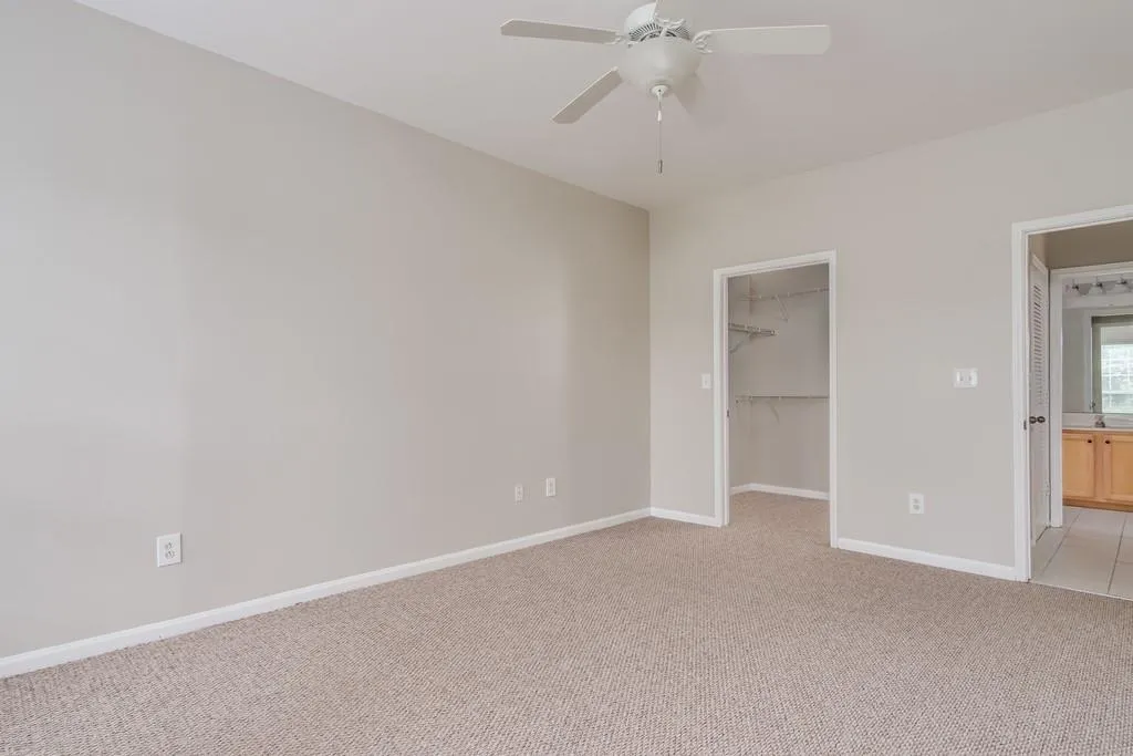 5641 Roswell Road Unit 208, Sandy Springs, Georgia 30342, 1 Bedroom Bedrooms, ,1 BathroomBathrooms,Residential,Sold,5641 Roswell Road Unit 208,6636974