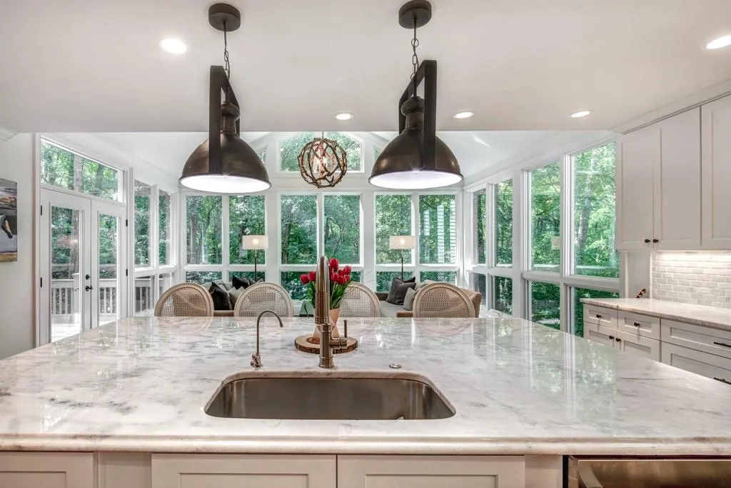 170 Burdette Road, Atlanta, Georgia 30327, 6 Bedrooms Bedrooms, ,4 BathroomsBathrooms,Residential,Sold,170 Burdette Road,6813674