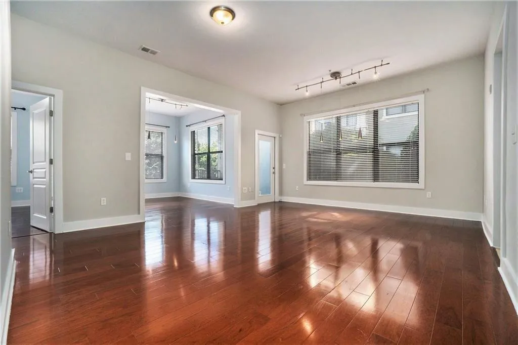 799 Hammond Drive Unit 128, Sandy Springs, Georgia 30328, 2 Bedrooms Bedrooms, ,2 BathroomsBathrooms,Residential,Sold,799 Hammond Drive Unit 128,7255096