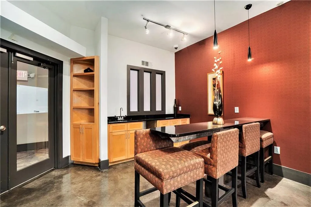 799 Hammond Drive Unit 128, Sandy Springs, Georgia 30328, 2 Bedrooms Bedrooms, ,2 BathroomsBathrooms,Residential,Sold,799 Hammond Drive Unit 128,7255096