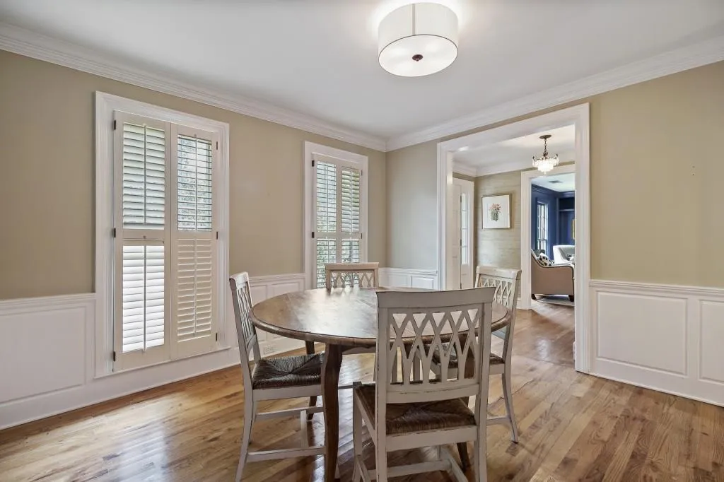 4691 E Conway Drive, Atlanta, Georgia 30327, 3 Bedrooms Bedrooms, ,2 BathroomsBathrooms,Residential,Sold,4691 E Conway Drive,6924983