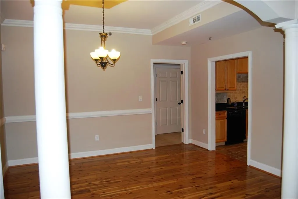 1735 Peachtree Street Ne Unit 122, Atlanta, Georgia 30309, 2 Bedrooms Bedrooms, ,2 BathroomsBathrooms,Residential,Sold,1735 Peachtree Street Ne Unit 122,5600378