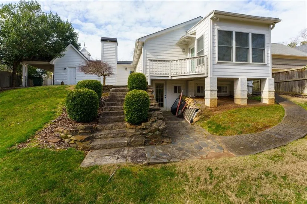 4727 E Conway Drive Nw, Atlanta, Georgia 30327, 4 Bedrooms Bedrooms, ,3 BathroomsBathrooms,Residential,Sold,4727 E Conway Drive Nw,7000592