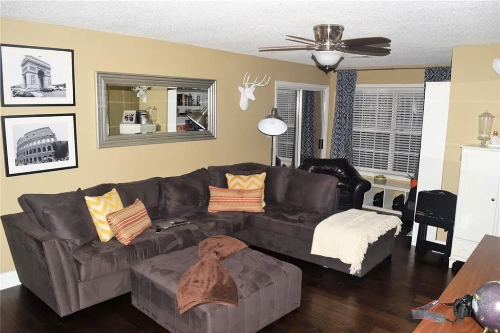 3106 Santa Fe Parkway, Sandy Springs, Georgia 30350, 2 Bedrooms Bedrooms, ,2 BathroomsBathrooms,Residential,Sold,3106 Santa Fe Parkway,5957452