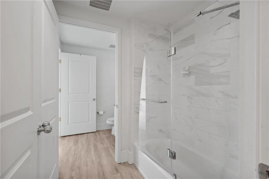3338 Peachtree Road Unit 2005, Atlanta, Georgia 30326, 3 Bedrooms Bedrooms, ,2 BathroomsBathrooms,Residential,For Sale,3338 Peachtree Road Unit 2005,7593367