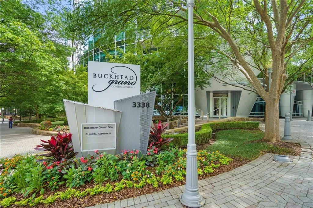 3338 Peachtree Road Unit 2005, Atlanta, Georgia 30326, 3 Bedrooms Bedrooms, ,2 BathroomsBathrooms,Residential,For Sale,3338 Peachtree Road Unit 2005,7593367