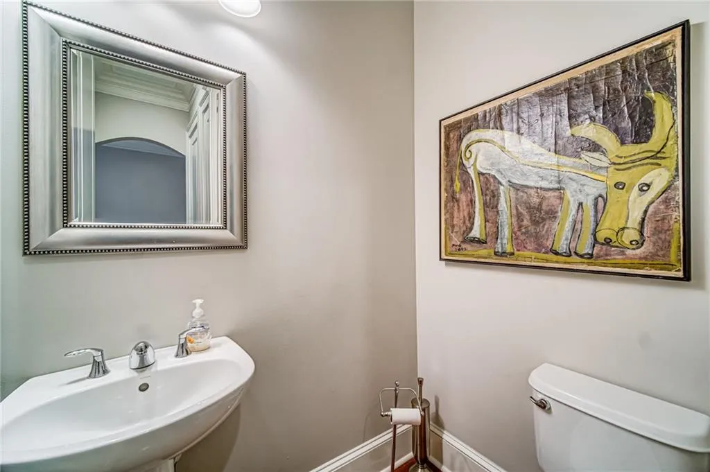 811 Creekgarden Court, Atlanta, Georgia 30339, 4 Bedrooms Bedrooms, ,4 BathroomsBathrooms,Residential,Sold,811 Creekgarden Court,6721759