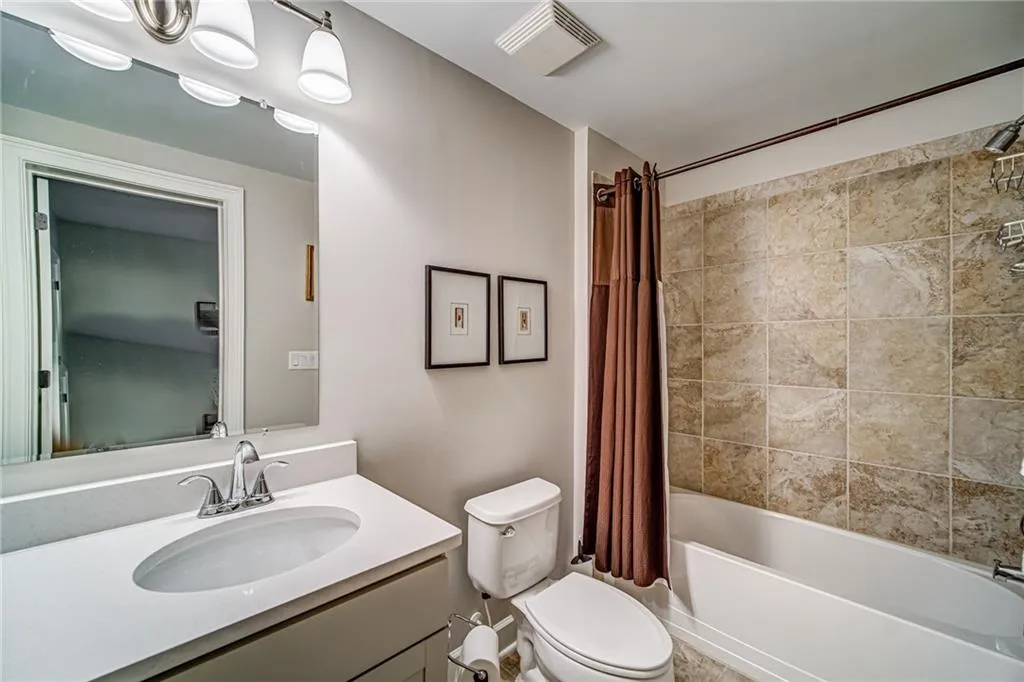 811 Creekgarden Court, Atlanta, Georgia 30339, 4 Bedrooms Bedrooms, ,4 BathroomsBathrooms,Residential,Sold,811 Creekgarden Court,6721759