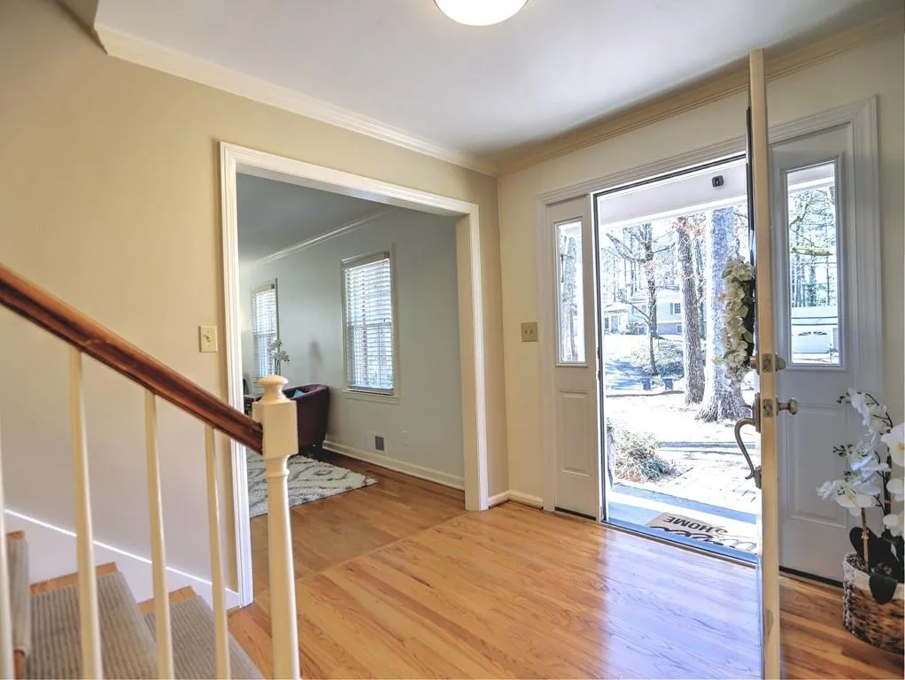 7165 Dunhill Terrace, Sandy Springs, Georgia 30328, 4 Bedrooms Bedrooms, ,4 BathroomsBathrooms,Residential,Sold,7165 Dunhill Terrace,6831593