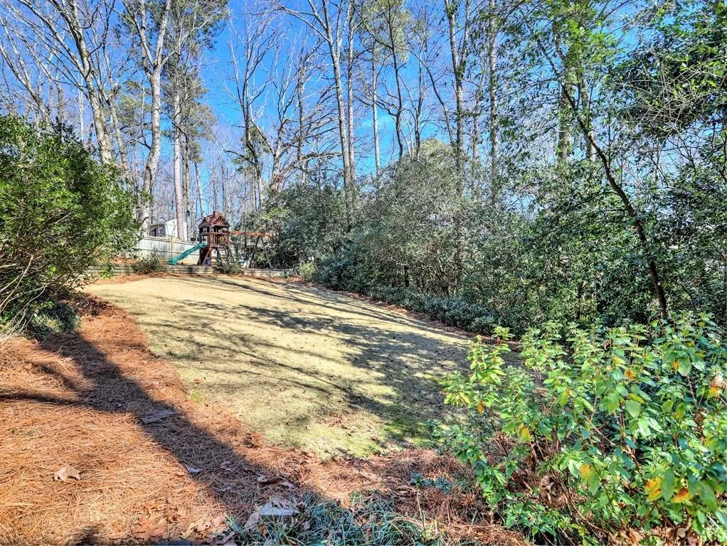 7165 Dunhill Terrace, Sandy Springs, Georgia 30328, 4 Bedrooms Bedrooms, ,4 BathroomsBathrooms,Residential,Sold,7165 Dunhill Terrace,6831593