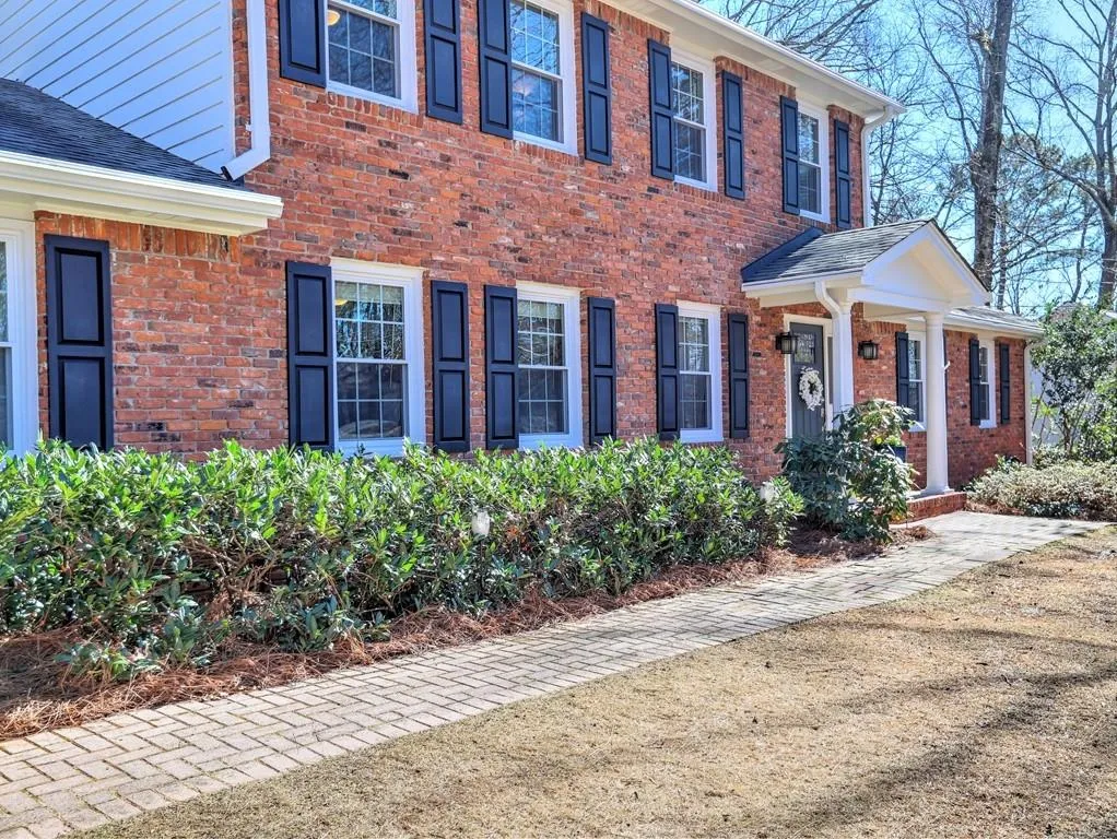 7165 Dunhill Terrace, Sandy Springs, Georgia 30328, 4 Bedrooms Bedrooms, ,4 BathroomsBathrooms,Residential,Sold,7165 Dunhill Terrace,6831593