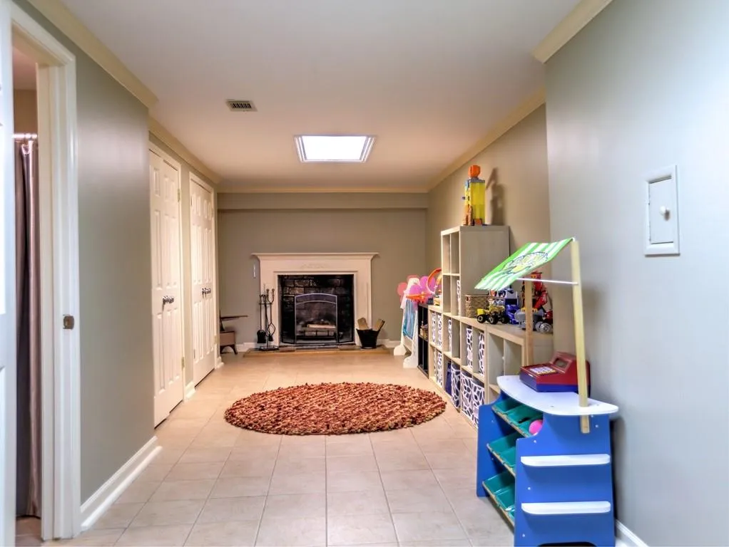 7165 Dunhill Terrace, Sandy Springs, Georgia 30328, 4 Bedrooms Bedrooms, ,4 BathroomsBathrooms,Residential,Sold,7165 Dunhill Terrace,6831593