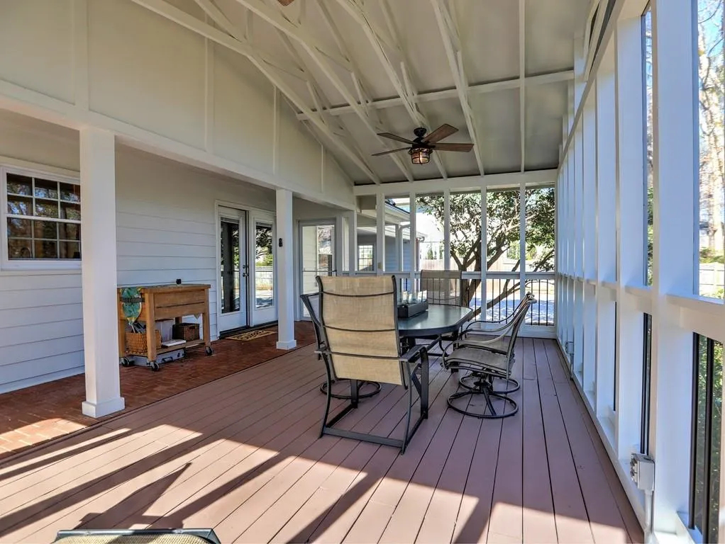 7165 Dunhill Terrace, Sandy Springs, Georgia 30328, 4 Bedrooms Bedrooms, ,4 BathroomsBathrooms,Residential,Sold,7165 Dunhill Terrace,6831593