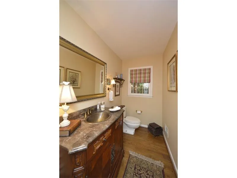 7285 Hunters Branch Drive, Sandy Springs, Georgia 30328, 4 Bedrooms Bedrooms, ,2 BathroomsBathrooms,Residential,Sold,7285 Hunters Branch Drive,5792069