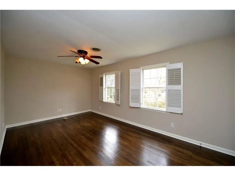 7285 Hunters Branch Drive, Sandy Springs, Georgia 30328, 4 Bedrooms Bedrooms, ,2 BathroomsBathrooms,Residential,Sold,7285 Hunters Branch Drive,5792069