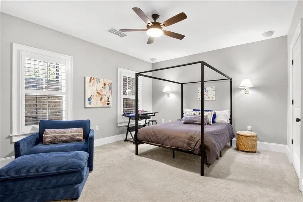 Secondary bedroom/private bath on terrace level