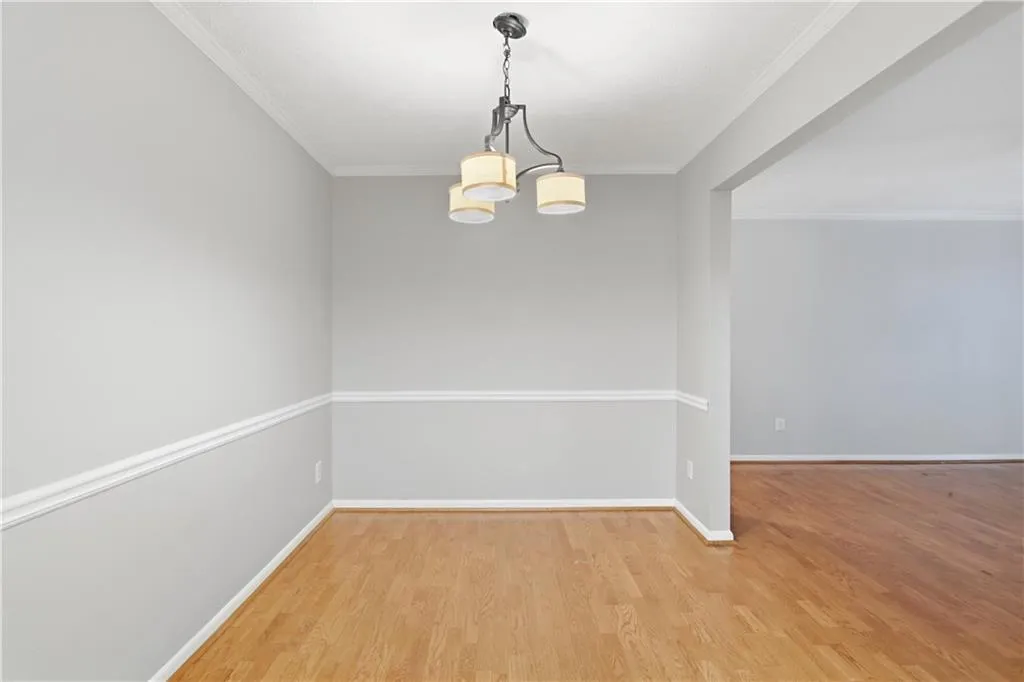 5145 Roswell Road Unit 7, Atlanta, Georgia 30342, 2 Bedrooms Bedrooms, 0 ,1 BathroomBathrooms,Residential,For Sale,5145 Roswell Road Unit 7,7767900