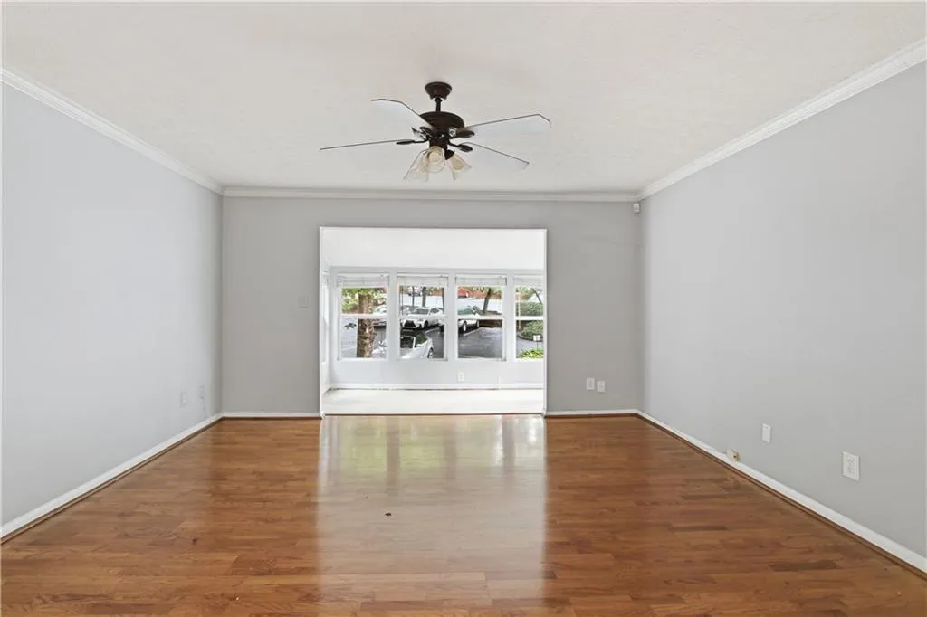 5145 Roswell Road Unit 7, Atlanta, Georgia 30342, 2 Bedrooms Bedrooms, 0 ,1 BathroomBathrooms,Residential,For Sale,5145 Roswell Road Unit 7,7767900
