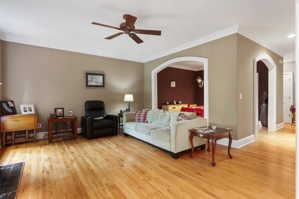 3 Carrington Way, Atlanta, Georgia 30328, 3 Bedrooms Bedrooms, ,2 BathroomsBathrooms,Residential,Sold,3 Carrington Way,7083151