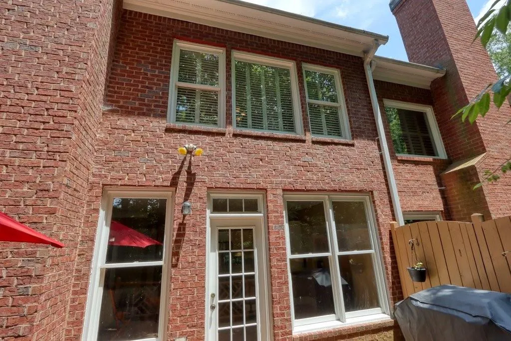 3 Carrington Way, Atlanta, Georgia 30328, 3 Bedrooms Bedrooms, ,2 BathroomsBathrooms,Residential,Sold,3 Carrington Way,7083151