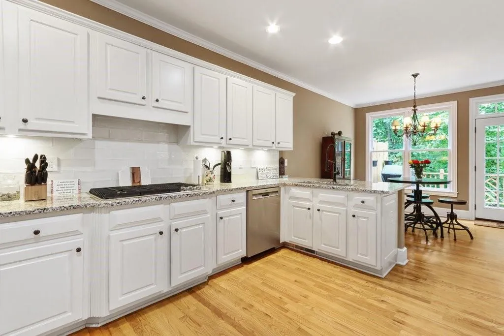 3 Carrington Way, Atlanta, Georgia 30328, 3 Bedrooms Bedrooms, ,2 BathroomsBathrooms,Residential,Sold,3 Carrington Way,7083151