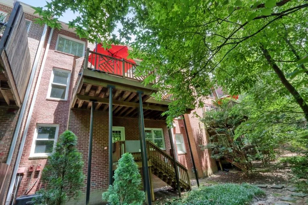 3 Carrington Way, Atlanta, Georgia 30328, 3 Bedrooms Bedrooms, ,2 BathroomsBathrooms,Residential,Sold,3 Carrington Way,7083151