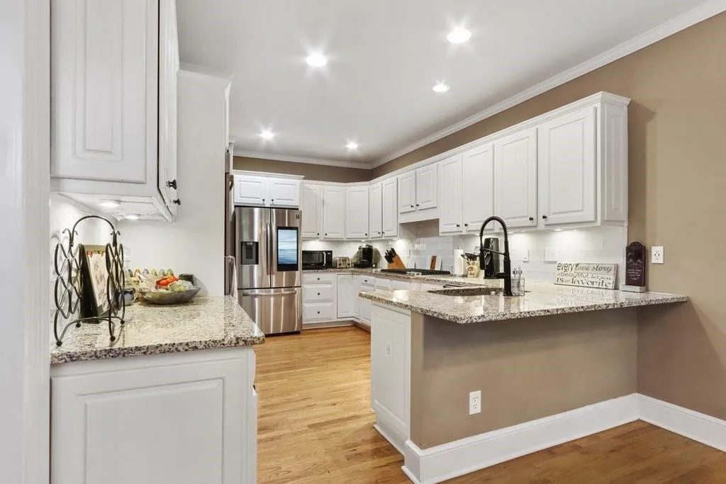 3 Carrington Way, Atlanta, Georgia 30328, 3 Bedrooms Bedrooms, ,2 BathroomsBathrooms,Residential,Sold,3 Carrington Way,7083151