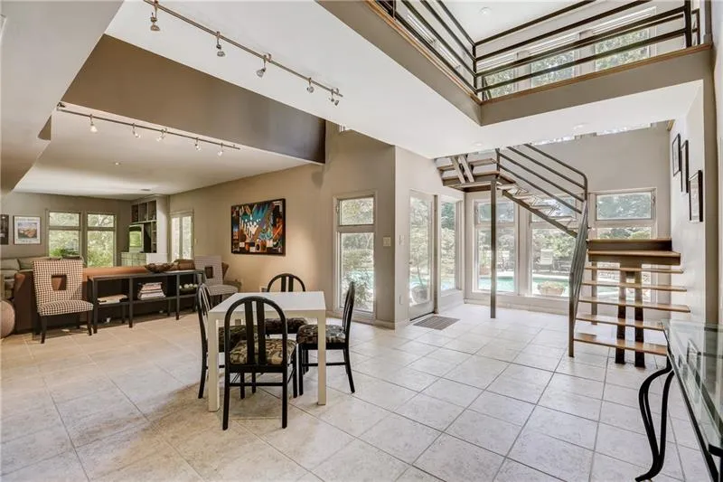 140 Habersham Waters Court, Sandy Springs, Georgia 30350, 5 Bedrooms Bedrooms, ,5 BathroomsBathrooms,Residential,Sold,140 Habersham Waters Court,6645027