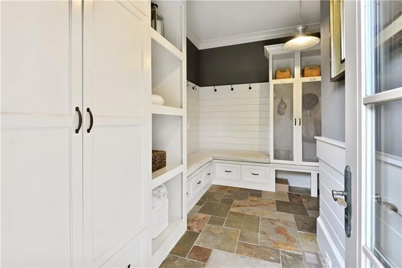 3802 Teesdale Court, Sandy Springs, Georgia 30350, 6 Bedrooms Bedrooms, ,7 BathroomsBathrooms,Residential,Sold,3802 Teesdale Court,6958909