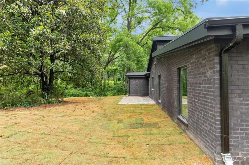 998 Lookout Avenue Nw, Atlanta, Georgia 30318, 3 Bedrooms Bedrooms, ,2 BathroomsBathrooms,Residential,For Sale,998 Lookout Avenue Nw,7586320