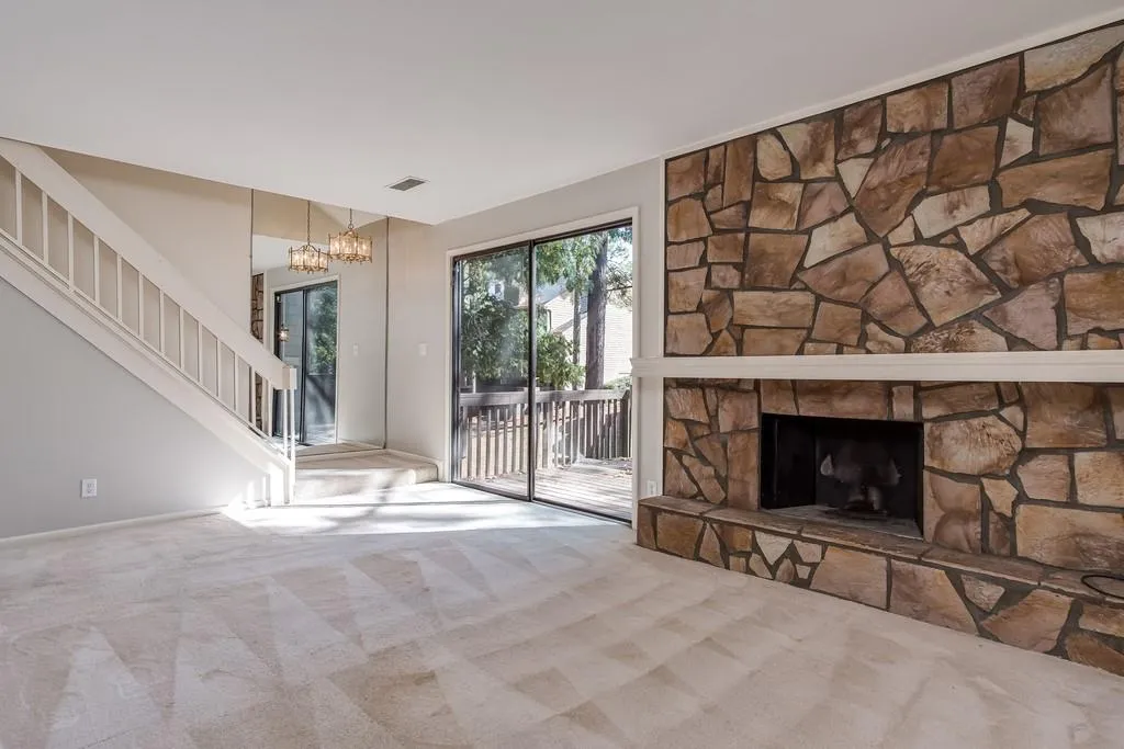 504 Sutters Point Ne, Sandy Springs, Georgia 30328, 3 Bedrooms Bedrooms, ,3 BathroomsBathrooms,Residential,Sold,504 Sutters Point Ne,6803452