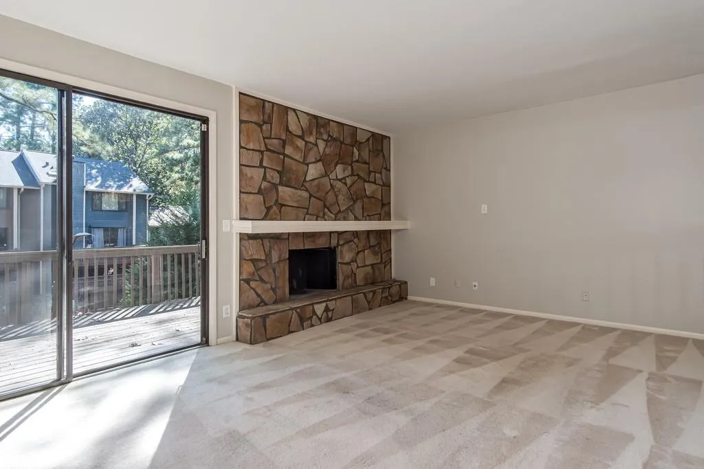 504 Sutters Point Ne, Sandy Springs, Georgia 30328, 3 Bedrooms Bedrooms, ,3 BathroomsBathrooms,Residential,Sold,504 Sutters Point Ne,6803452