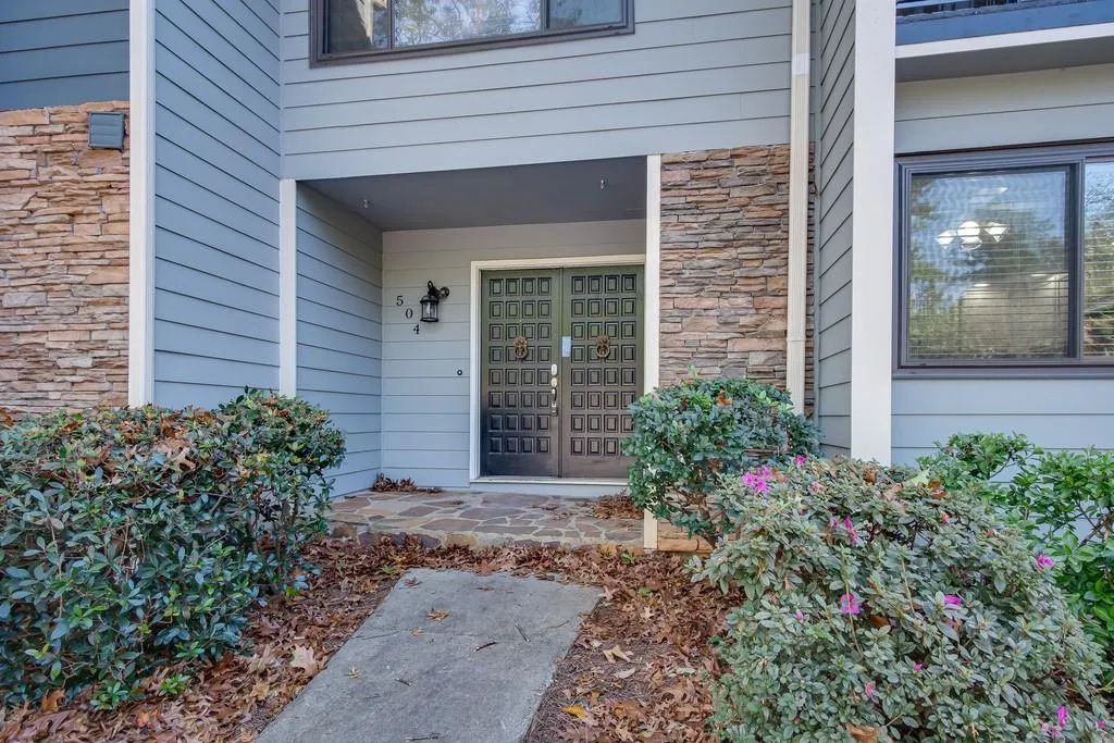504 Sutters Point Ne, Sandy Springs, Georgia 30328, 3 Bedrooms Bedrooms, ,3 BathroomsBathrooms,Residential,Sold,504 Sutters Point Ne,6803452