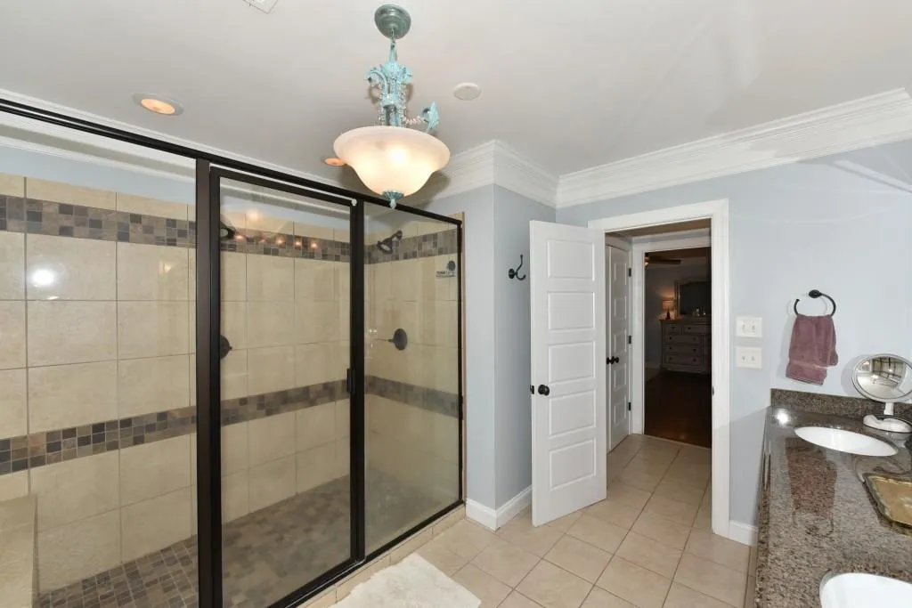135 Stewart Drive, Atlanta, Georgia 30342, 4 Bedrooms Bedrooms, ,3 BathroomsBathrooms,Residential,Sold,135 Stewart Drive,5923466