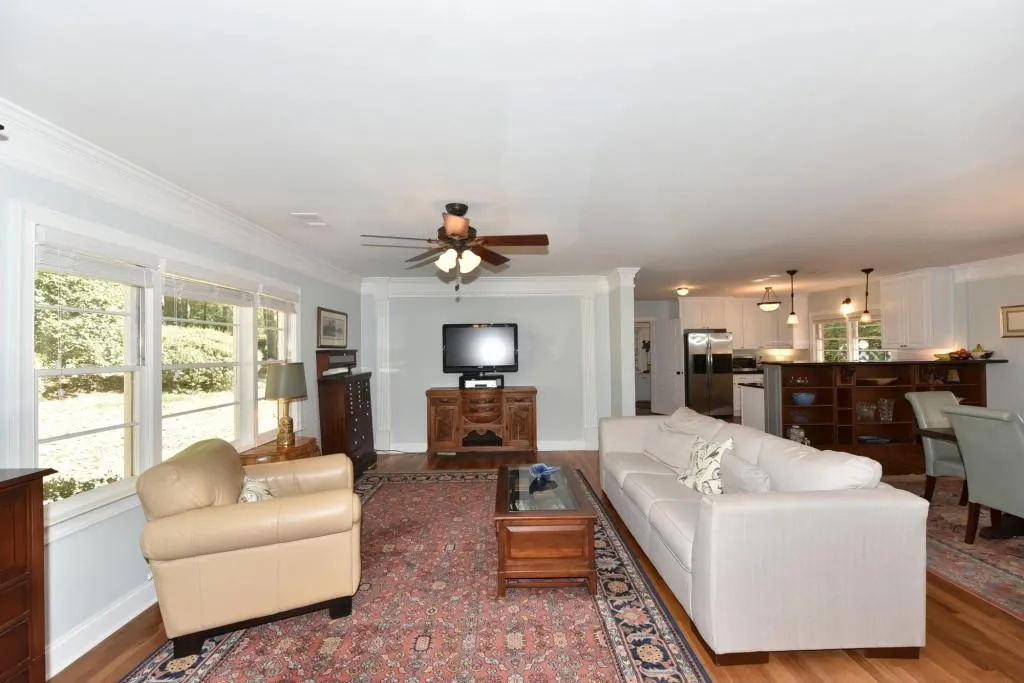 135 Stewart Drive, Atlanta, Georgia 30342, 4 Bedrooms Bedrooms, ,3 BathroomsBathrooms,Residential,Sold,135 Stewart Drive,5923466