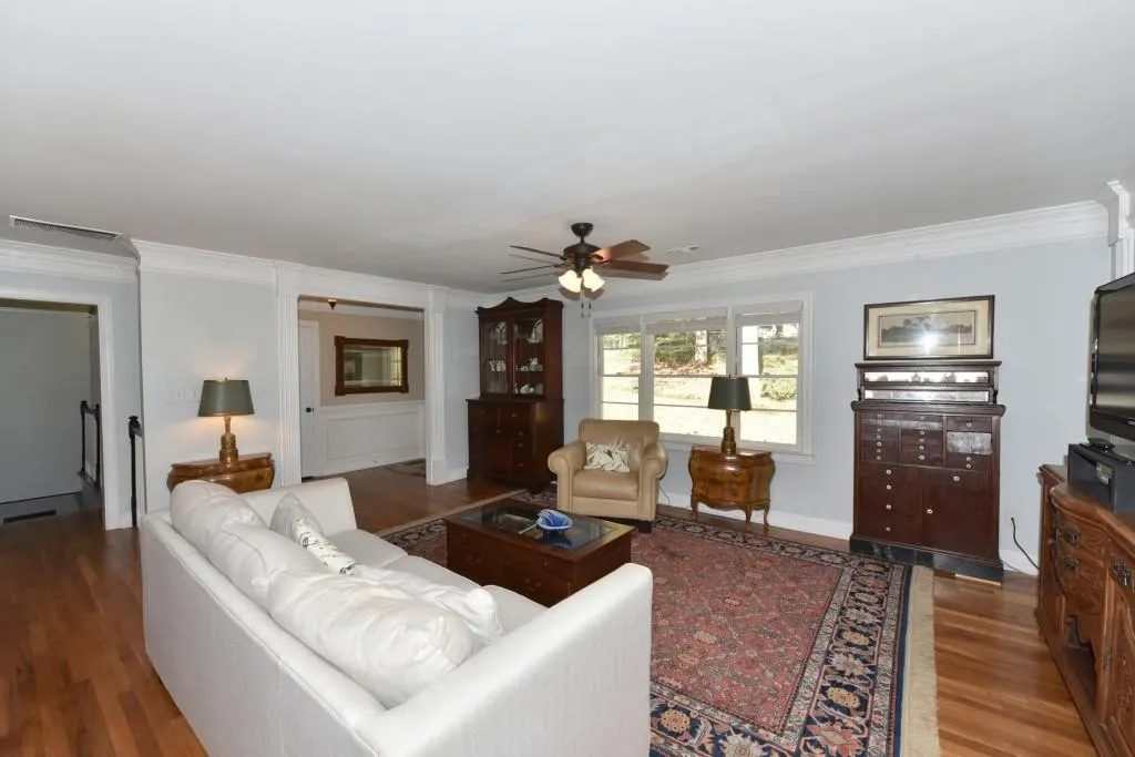 135 Stewart Drive, Atlanta, Georgia 30342, 4 Bedrooms Bedrooms, ,3 BathroomsBathrooms,Residential,Sold,135 Stewart Drive,5923466