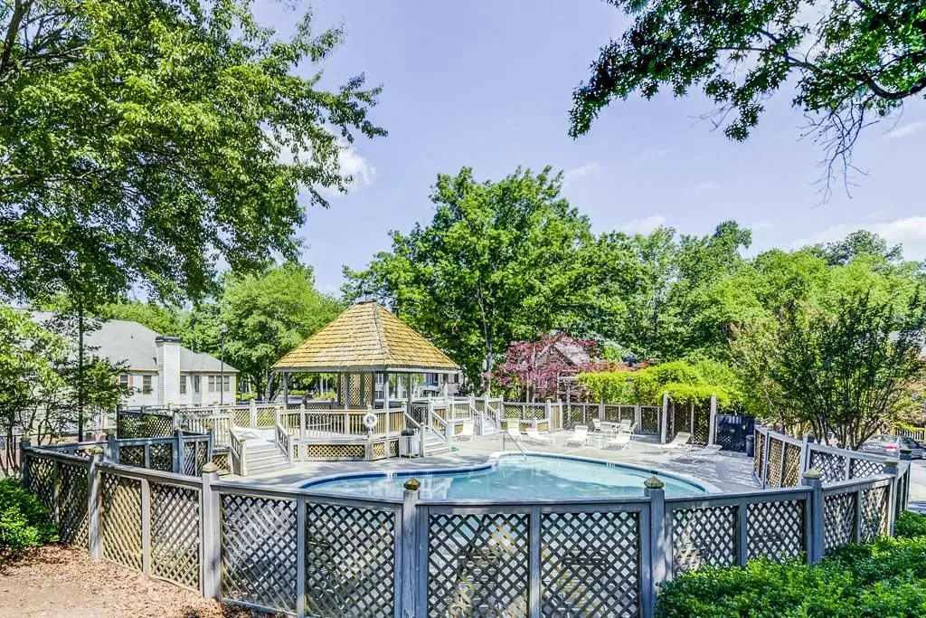 301 Hollyfax Circle Unit 301, Sandy Springs, Georgia 30328, 1 Bedroom Bedrooms, ,1 BathroomBathrooms,Residential,Sold,301 Hollyfax Circle Unit 301,5850787